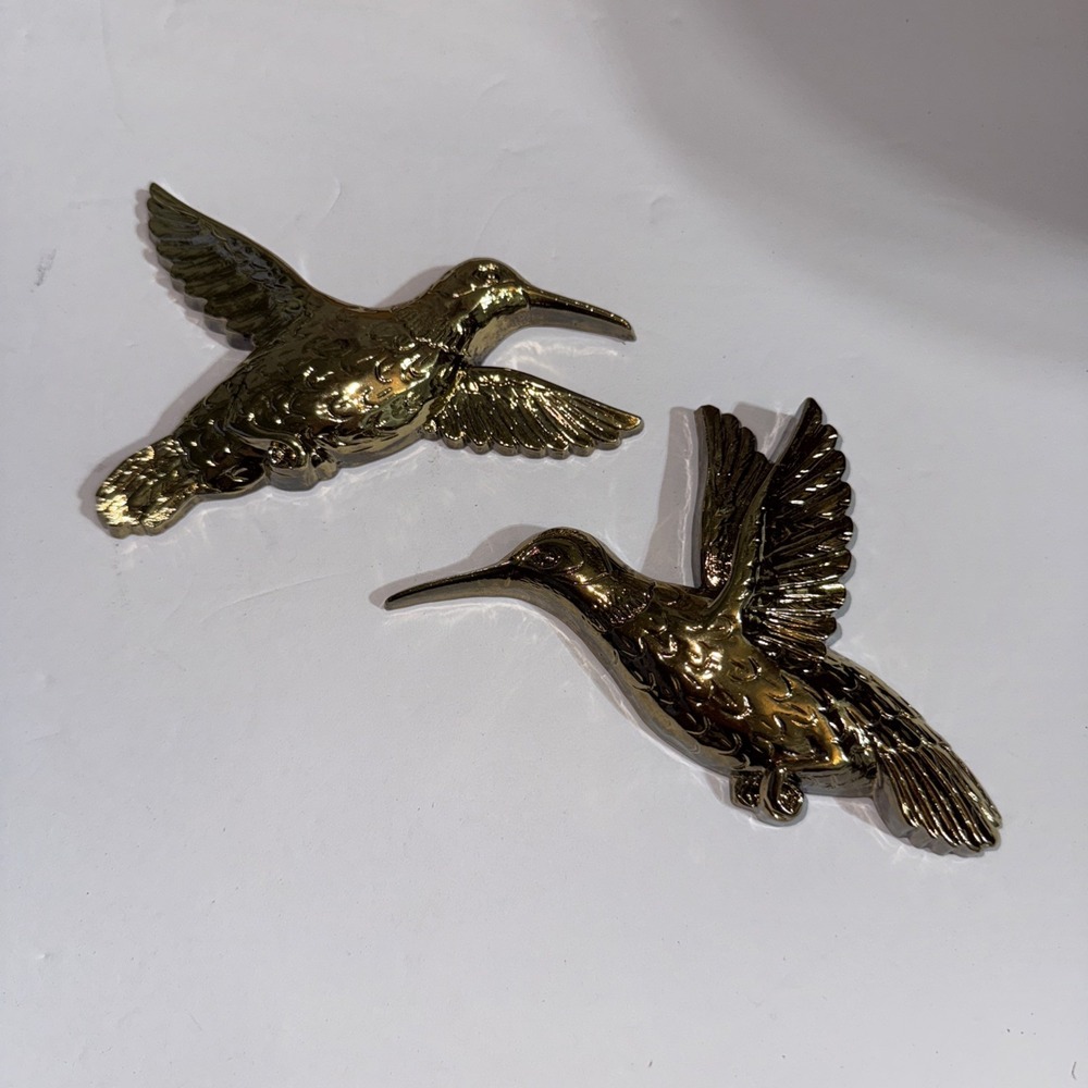 vintage‎ 1985 Set of 2 Homco plastic Hummingbirds Wall Hanging Gold/ brass tone